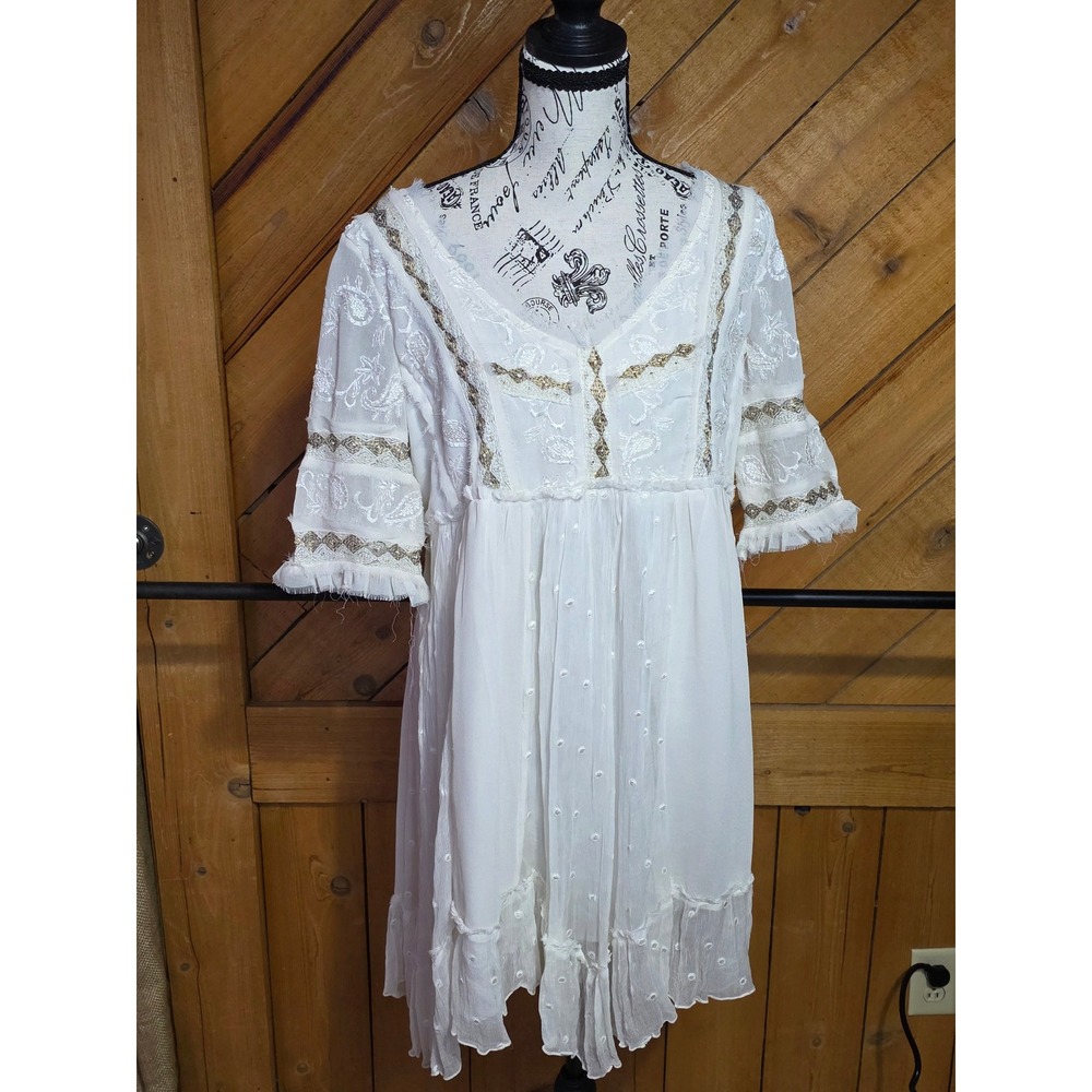 Free People White Embroidered Boho Mini Dress Gold Accents V-Neck Medium
